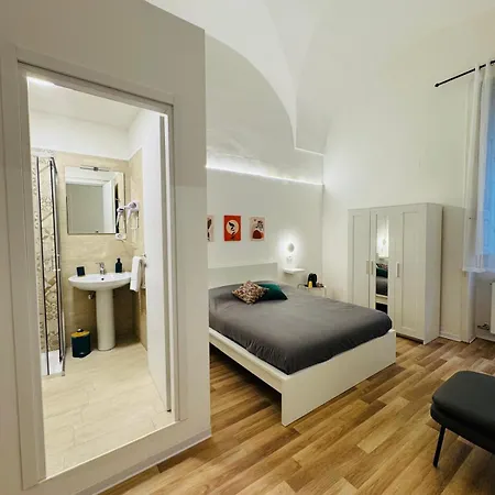 Ferienwohnung Svolta Boutique Lecce Exterior foto